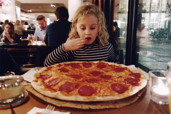 where-to-eat-in-hamburg-pizza-ortelia