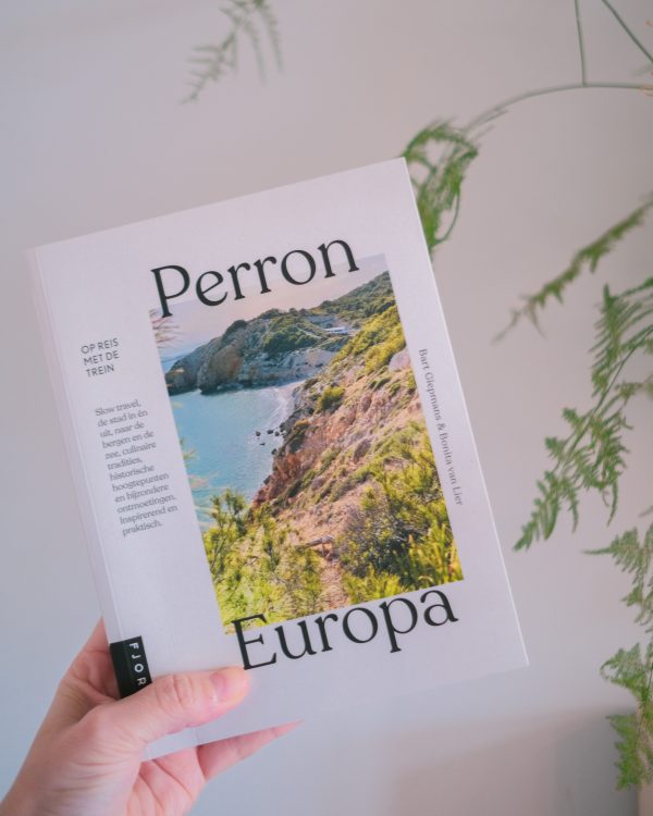 Review reisboek Perron Europa